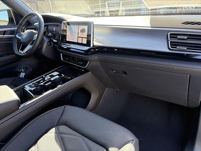 2026 Volkswagen Atlas Cross Sport SE with Technology