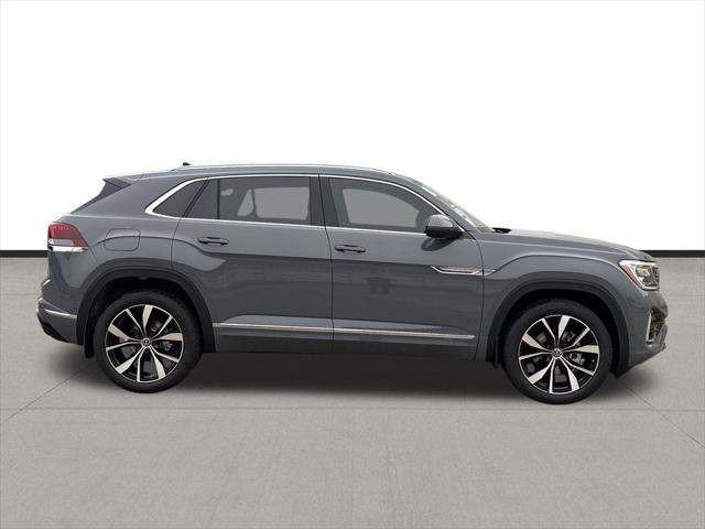2026 Volkswagen Atlas Cross Sport SEL Premium R-Line