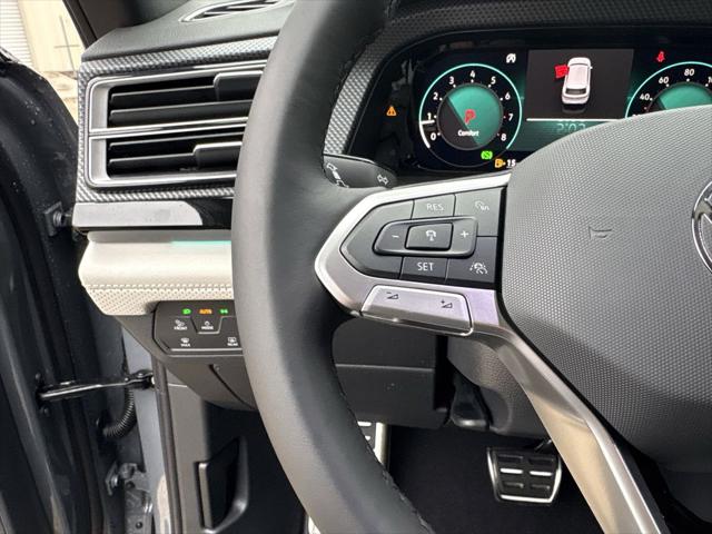 2026 Volkswagen Atlas Cross Sport SEL Premium R-Line