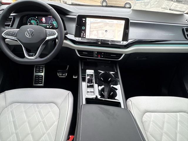 2026 Volkswagen Atlas Cross Sport SEL Premium R-Line