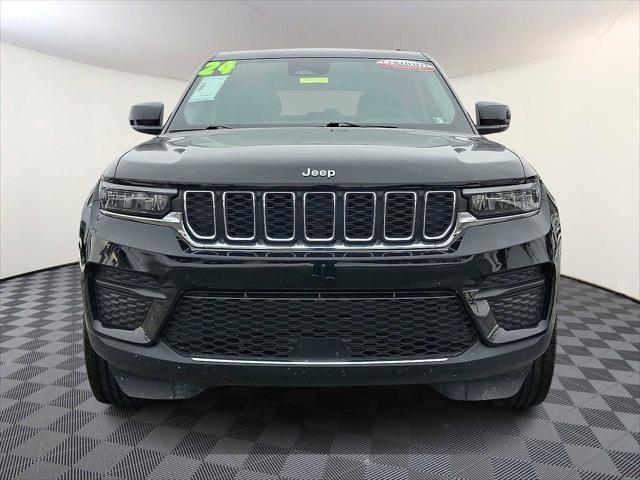 2024 Jeep Grand Cherokee Laredo 4x4 2024 Jeep Grand Cherokee Laredo 4x4