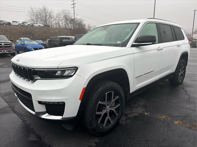 2023 Jeep Grand Cherokee L Limited 4x4 2023 Jeep Grand Cherokee L Limited 4x4