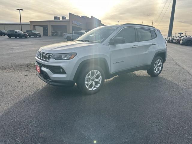 2026 Jeep Compass COMPASS LATITUDE 4X4