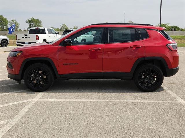 2025 Jeep Compass COMPASS LATITUDE 4X4