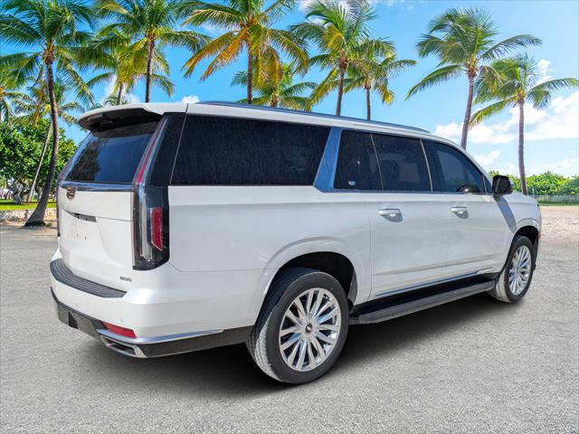 2022 Cadillac Escalade ESV 2WD Luxury 2022 Cadillac Escalade ESV 2WD Luxury