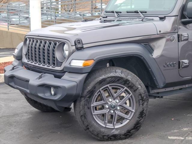 2025 Jeep Wrangler 4-Door Summit 4x4 2025 Jeep Wrangler 4-Door Summit 4x4