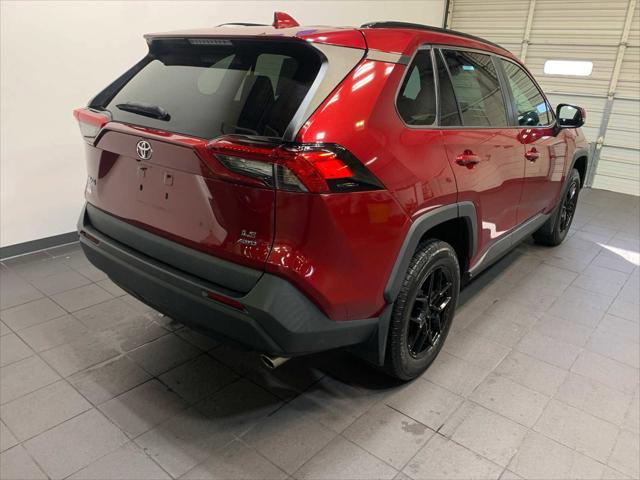 2020 Toyota RAV4 LE 2020 Toyota RAV4 LE