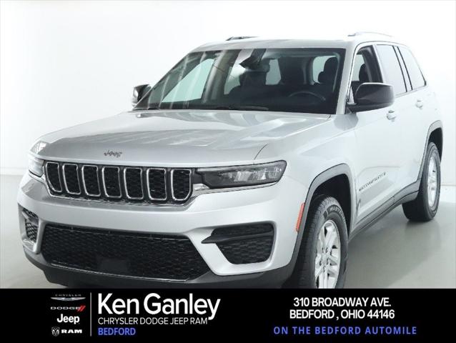 2023 Jeep Grand Cherokee Laredo 4x4