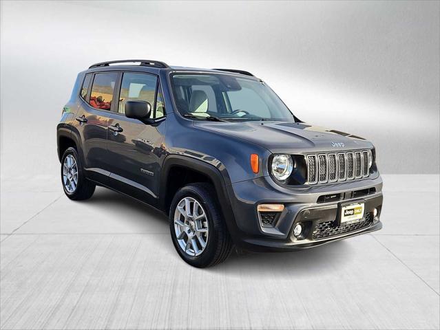 2022 Jeep Renegade Latitude 4x4 2022 Jeep Renegade Latitude 4x4