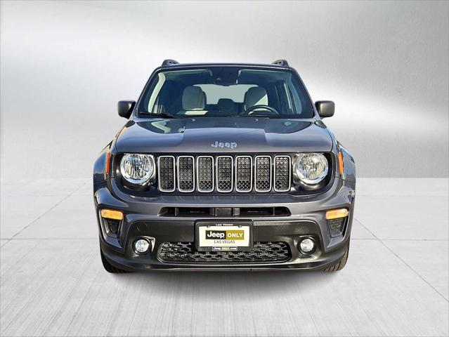 2022 Jeep Renegade Latitude 4x4 2022 Jeep Renegade Latitude 4x4