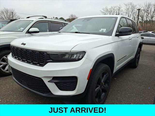 2023 Jeep Grand Cherokee Altitude X 4x4