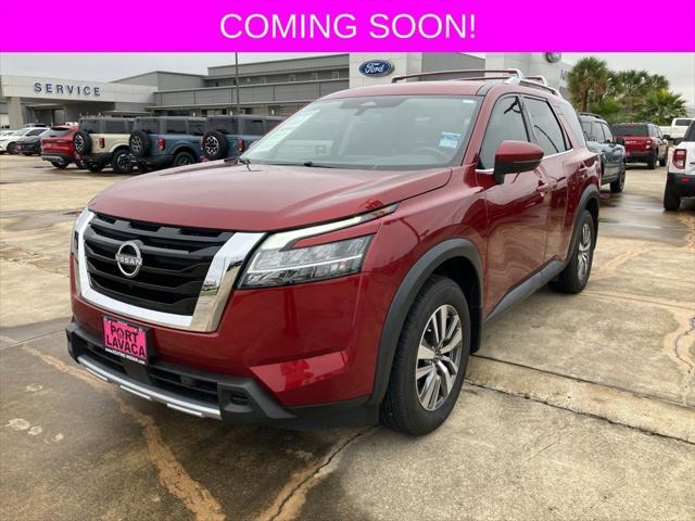 2023 Nissan Pathfinder SL FWD