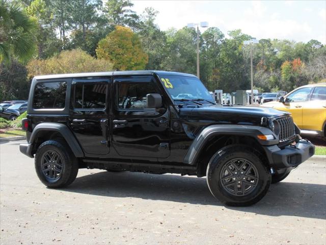 2025 Jeep Wrangler 4-Door Summit 4x4