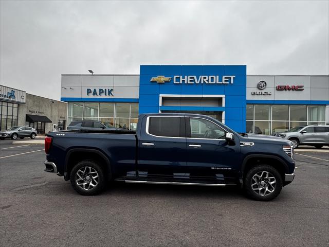 2023 GMC Sierra 1500 4WD Crew Cab Standard Box SLT