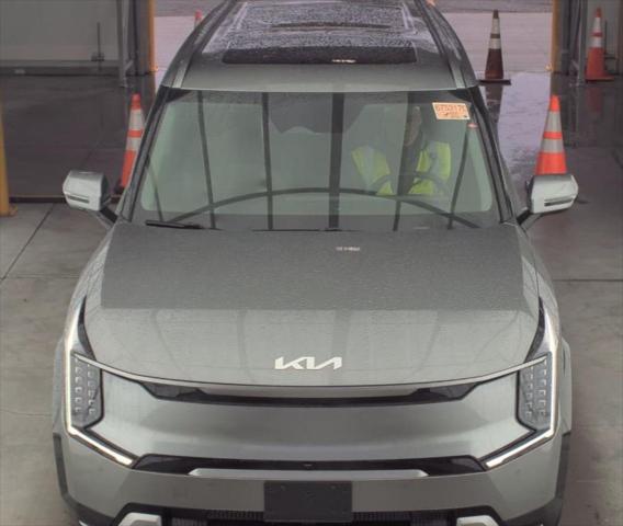 2024 Kia EV9 Land