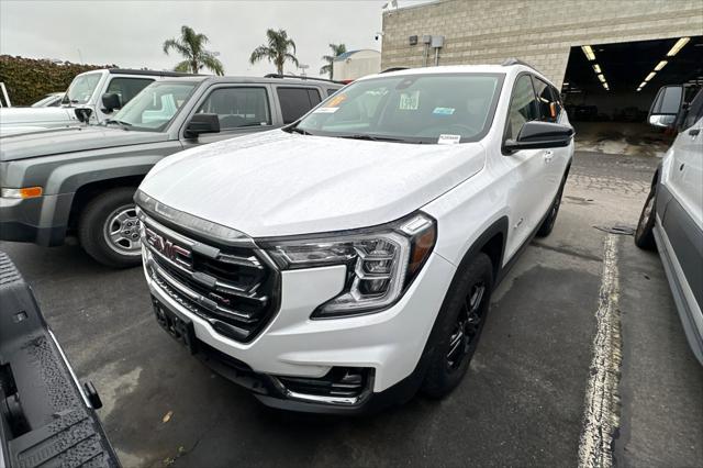 2023 GMC Terrain AWD AT4