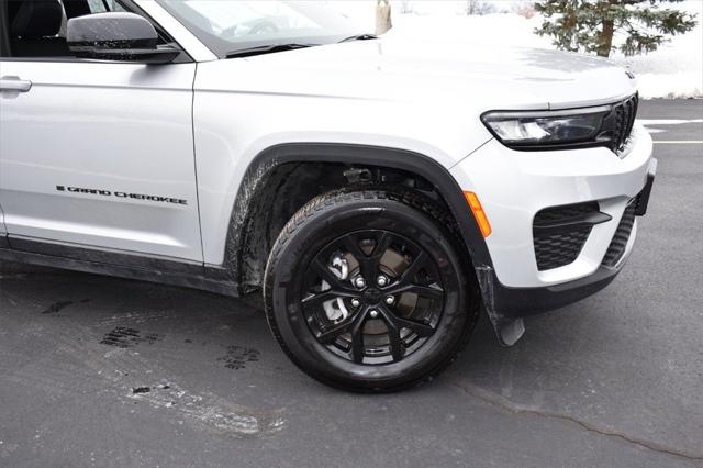 2024 Jeep Grand Cherokee Altitude 4x4 2024 Jeep Grand Cherokee Altitude 4x4