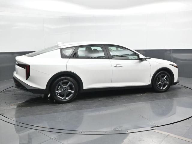 2025 Kia K4 LXS 2025 Kia K4 LXS