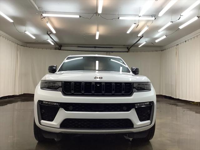 2026 Jeep Grand Cherokee Limited Reserve