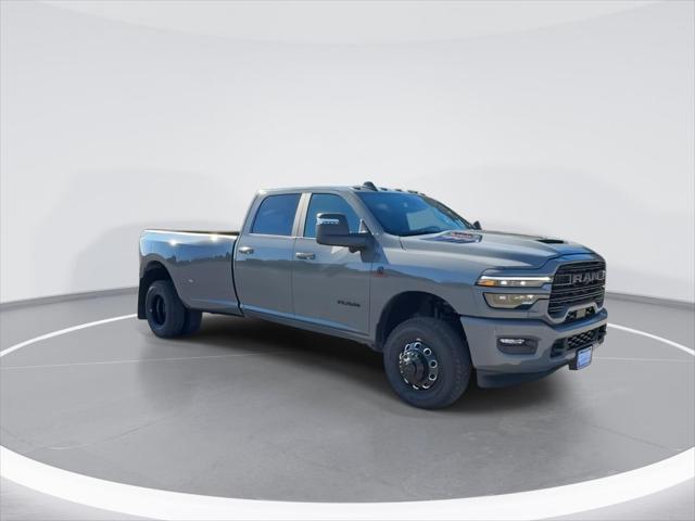 2026 RAM Ram 3500 RAM 3500 LARAMIE CREW CAB 4X4 8 BOX