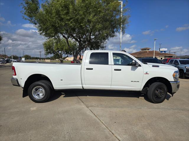 2022 RAM 3500 Tradesman Crew Cab 4x4 8 Box 2022 RAM 3500 Tradesman Crew Cab 4x4 8 Box
