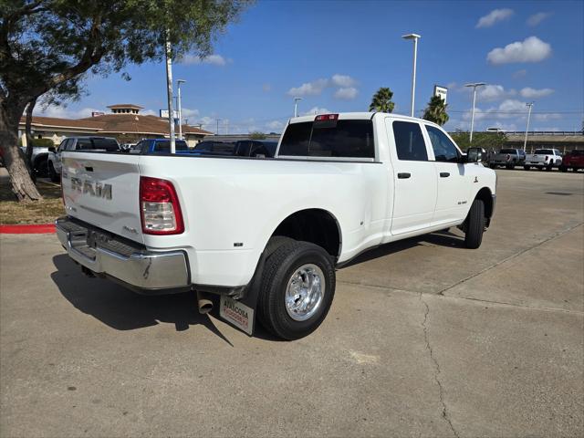 2022 RAM 3500 Tradesman Crew Cab 4x4 8 Box 2022 RAM 3500 Tradesman Crew Cab 4x4 8 Box