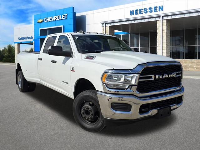 2022 RAM 3500 Tradesman Crew Cab 4x4 8 Box 2022 RAM 3500 Tradesman Crew Cab 4x4 8 Box