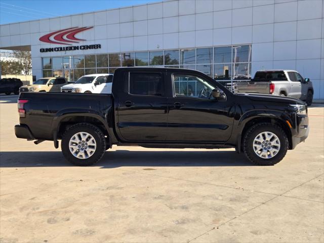 2022 Nissan Frontier Crew Cab SV 4x2