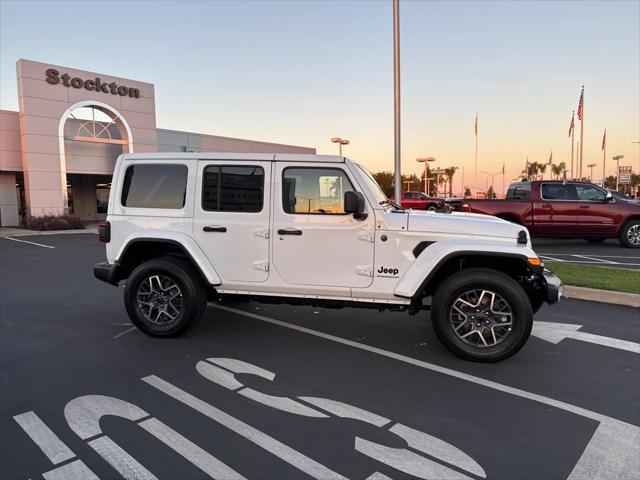 2025 Jeep Wrangler 4-Door Sahara 4x4