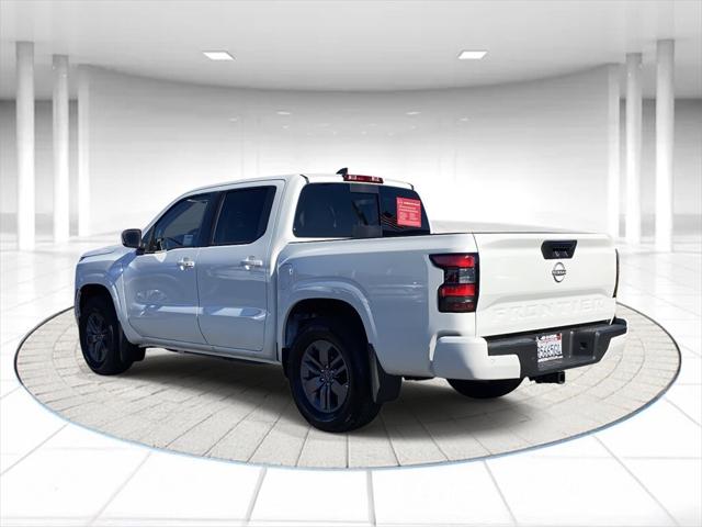 2025 Nissan Frontier Crew Cab SV 4x2