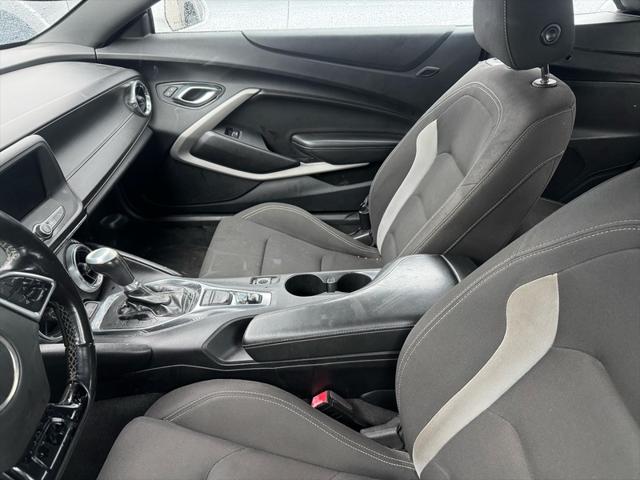 2020 Chevrolet Camaro RWD Convertible 1LT 2020 Chevrolet Camaro RWD Convertible 1LT