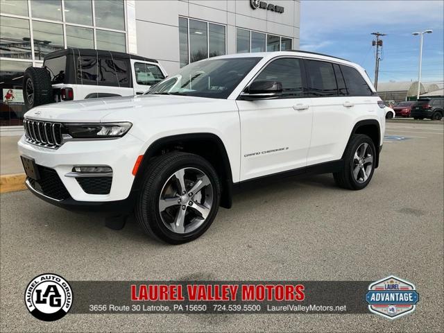 2024 Jeep Grand Cherokee Limited 4x4 2024 Jeep Grand Cherokee Limited 4x4