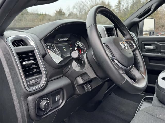 2024 RAM 2500 Big Horn Crew Cab 4x4 64 Box 2024 RAM 2500 Big Horn Crew Cab 4x4 64 Box