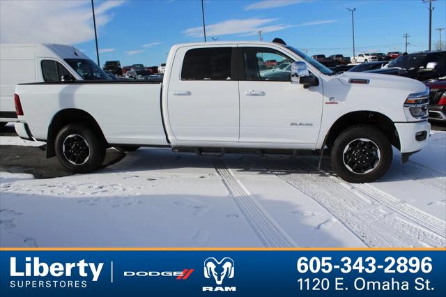 2025 RAM 3500 Laramie Crew Cab 4x4 8 Box