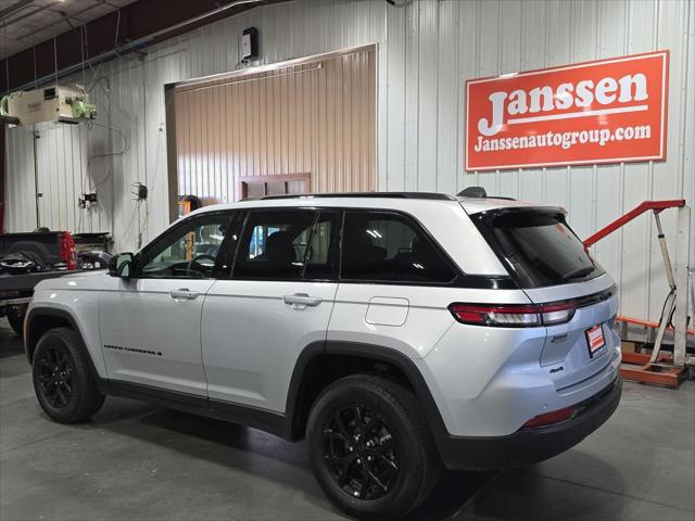 2024 Jeep Grand Cherokee Altitude 4x4