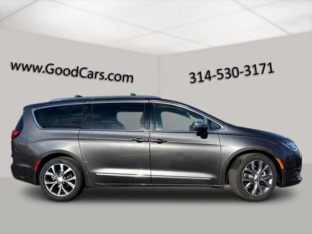 2017 Chrysler Pacifica Limited 2017 Chrysler Pacifica Limited