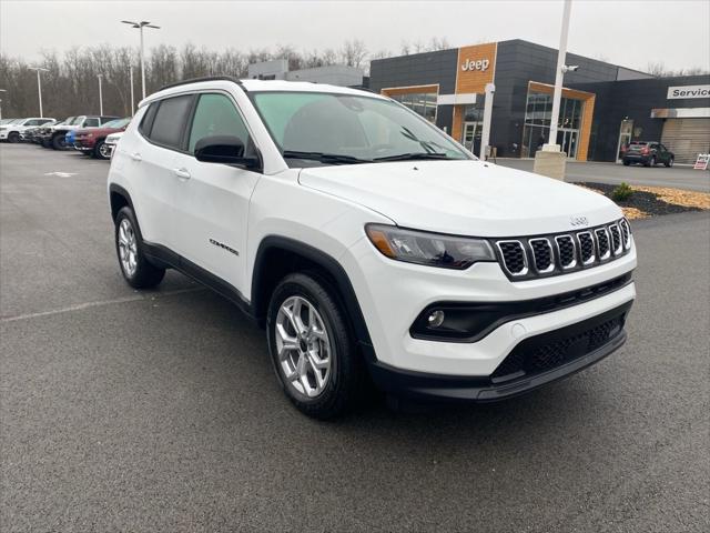 2025 Jeep Compass Latitude 4x4 2025 Jeep Compass Latitude 4x4