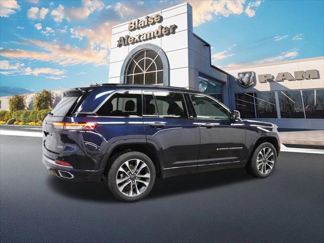 2023 Jeep Grand Cherokee Overland 4x4 2023 Jeep Grand Cherokee Overland 4x4