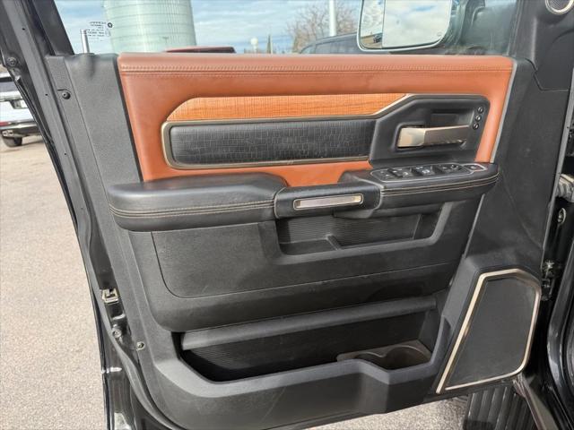 2022 RAM 3500 Limited Longhorn Crew Cab 4x4 8 Box