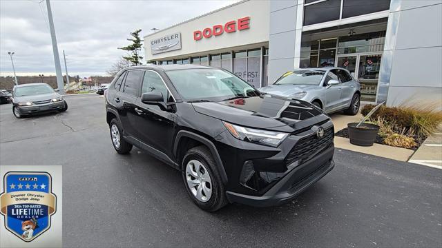 2024 Toyota RAV4 LE