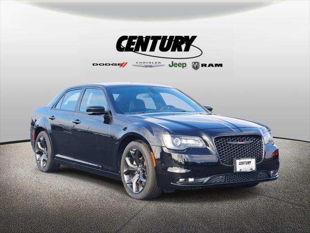 2023 Chrysler 300 300S 2023 Chrysler 300 300S