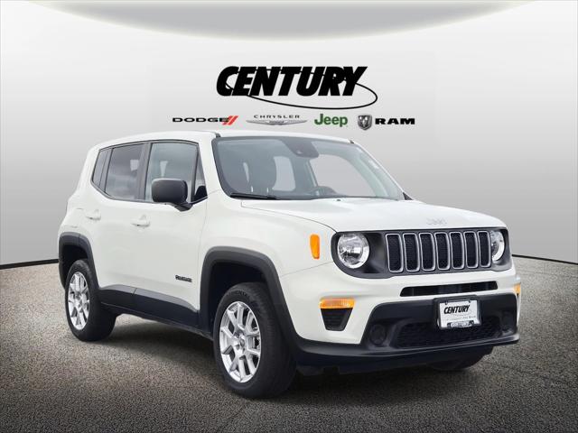 2023 Jeep Renegade Latitude 4x4 2023 Jeep Renegade Latitude 4x4