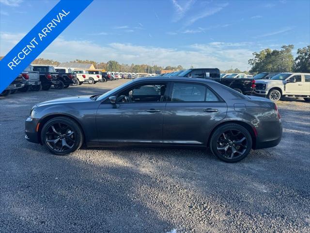 2023 Chrysler 300 300S 2023 Chrysler 300 300S