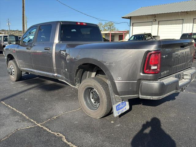 2025 RAM 3500 Lone Star Crew Cab 4x4 8 Box 2025 RAM 3500 Lone Star Crew Cab 4x4 8 Box