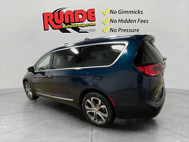 2022 Chrysler Pacifica Pinnacle AWD 2022 Chrysler Pacifica Pinnacle AWD