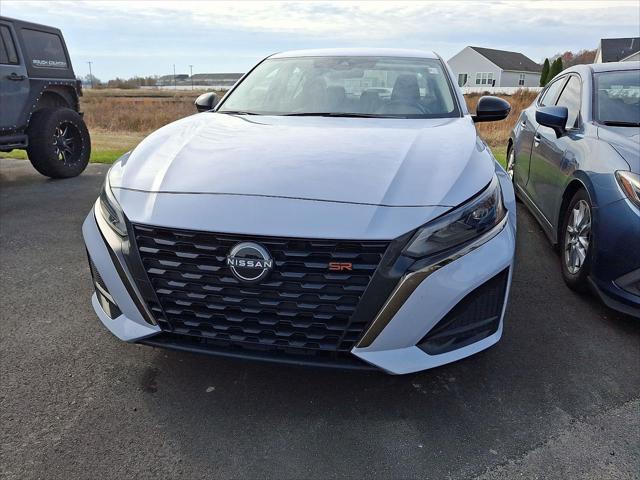 2024 Nissan Altima SR FWD 2024 Nissan Altima SR FWD