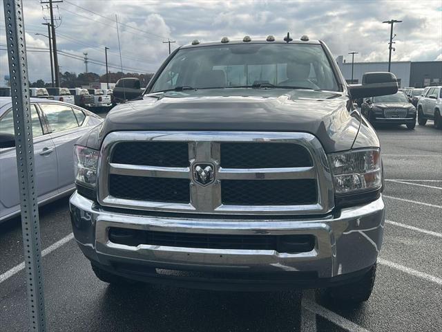 2017 RAM 2500 SLT Crew Cab 4x4 64 Box 2017 RAM 2500 SLT Crew Cab 4x4 64 Box