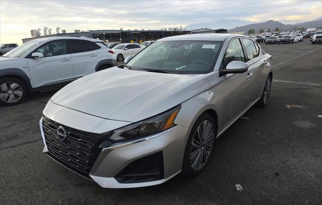 2024 Nissan Altima SL FWD