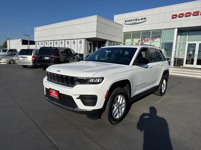 2024 Jeep Grand Cherokee Laredo X 4x2