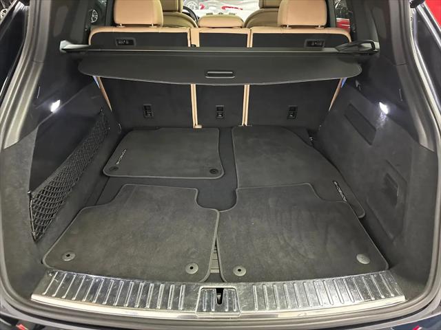 2022 Porsche Cayenne Platinum Edition